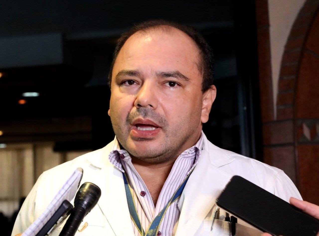 Imagen Principal de Nota: “Yo le pongo mi cargo a disposición”:  director del  Hospital Escuela a Juan Orlando Hernández