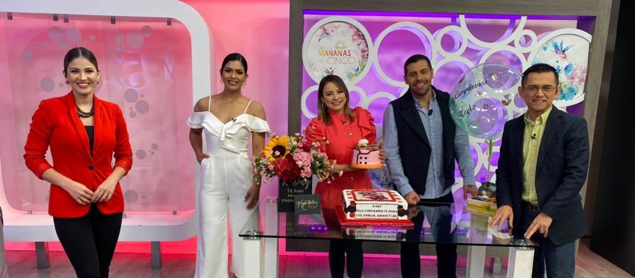 Imagen Principal de Nota: Keyla Martínez celebró su cumpleaños junto a todo el equipo de LM5