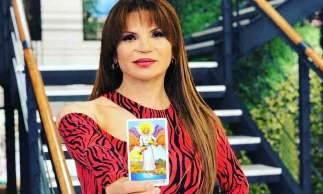Imagen Principal de Nota: ¡Mhoni Vidente lo volvió a hacer! La astróloga predijo "lo peor" para finales de junio