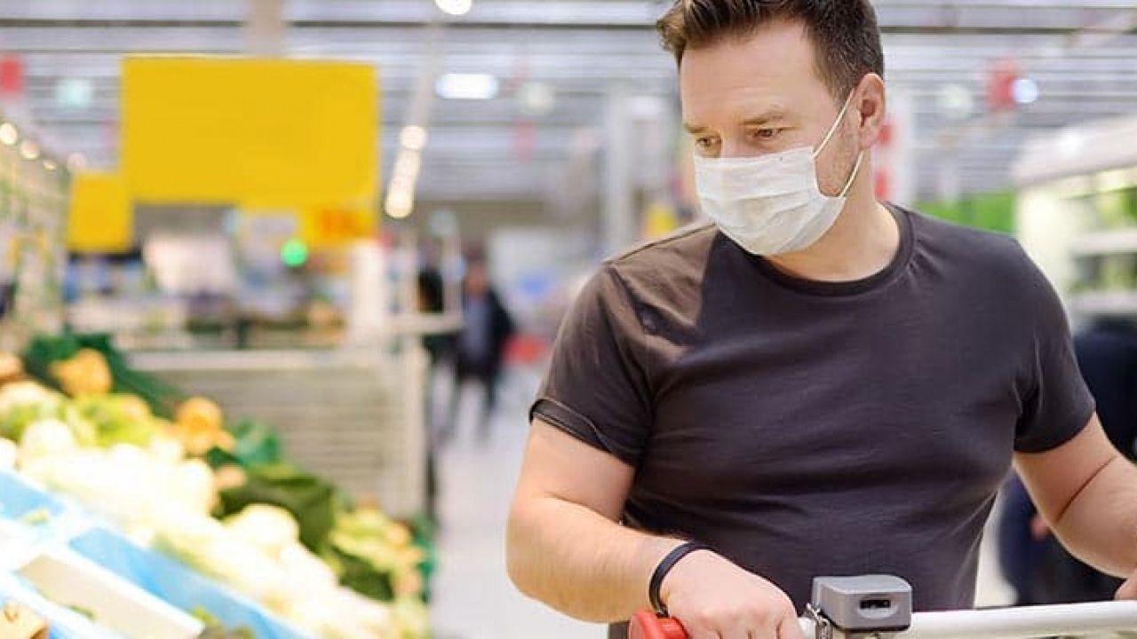 Imagen Principal de Nota: Así puedes evitar contagiarte de coronavirus al ir de compras