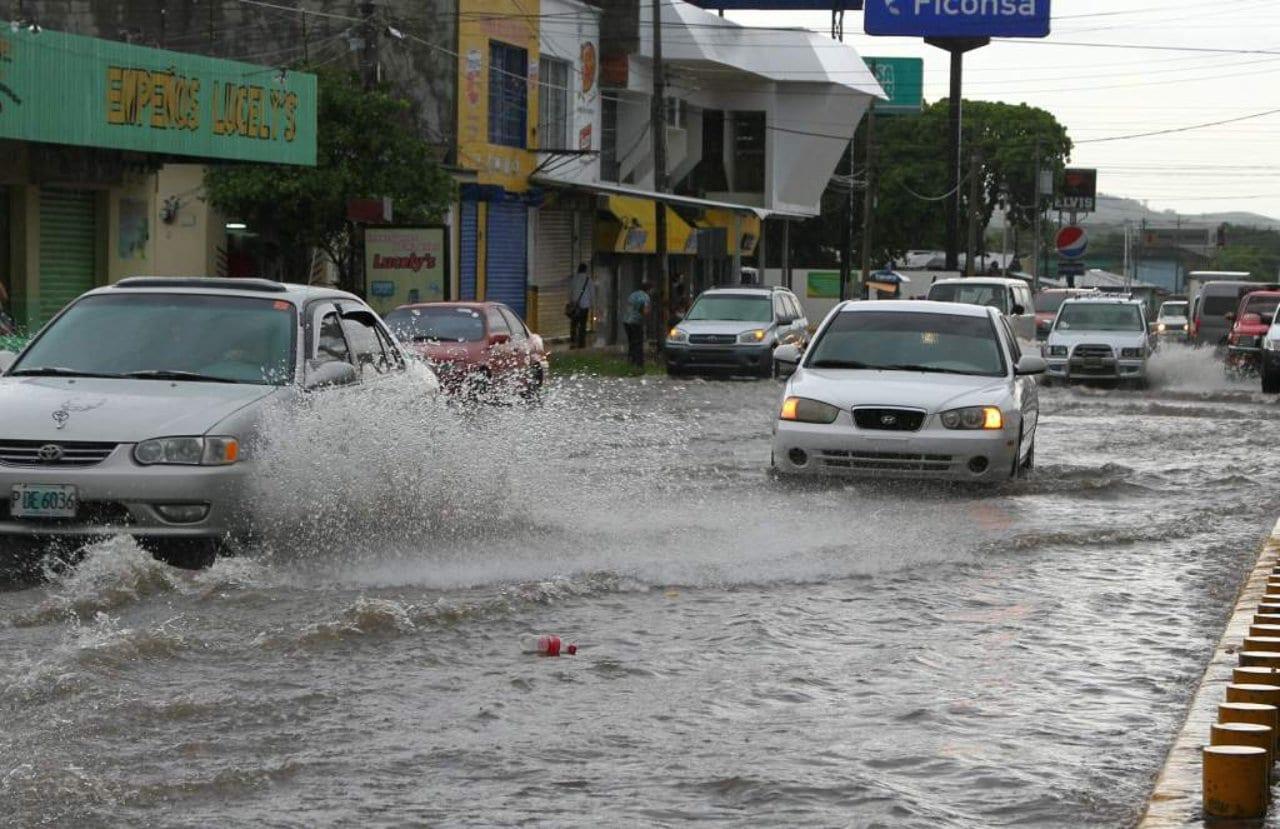Imagen Principal de Nota: Tormenta Cristóbal dejará lluvias por 72 horas Honduras