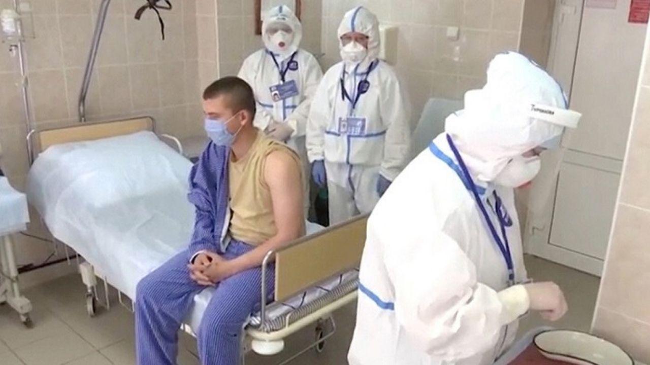 Imagen de Estos síntomas  presentaron los pacientes a los que se les aplicó vacuna del covid-19 en Rusia