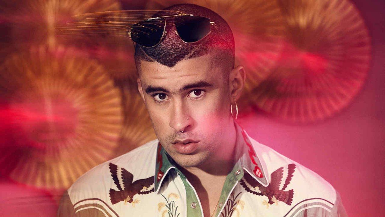 Imagen Principal de Nota: Bad Bunny enloquece a fanáticos tras compartir foto para revista Playboy