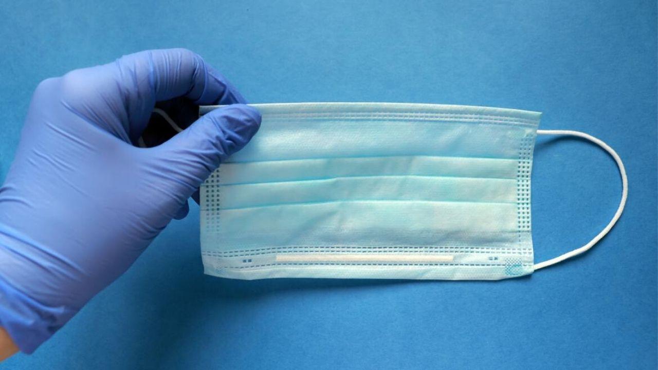 Imagen de Farmacéutica revela qué pasa cuando utilizas una mascarilla más tiempo de lo debido