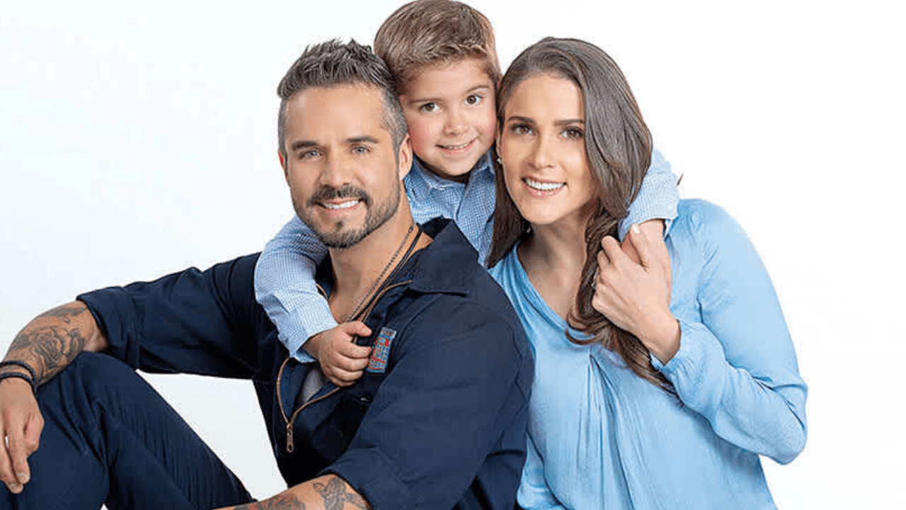 Imagen Principal de Nota: Conoce a Leo Herrera de Te doy la vida: un niño que pasó de admirar a los famosos a trabajar con ellos