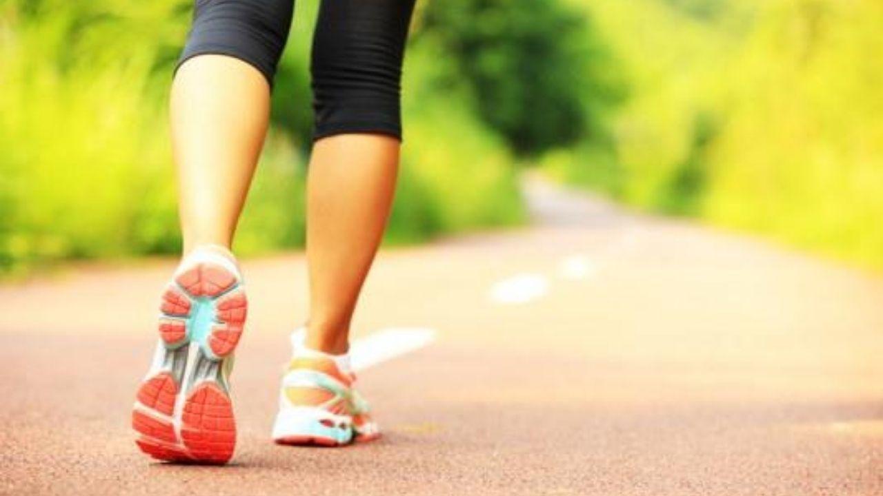 Imagen de Por estas razones es bueno salir a caminar después de comer