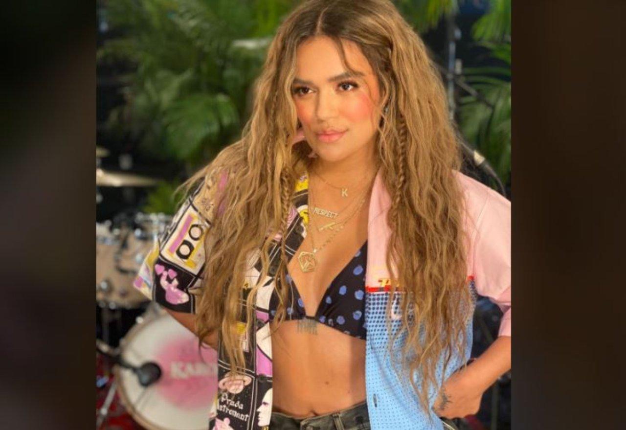Imagen Principal de Nota: Karol G cautiva  al bailar  'Yo perreo sola ' con un mini short  y este es el video