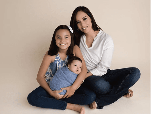 Imagen de La hondureña Paola Lazzaroni comparte tiernas imágenes de su bebé