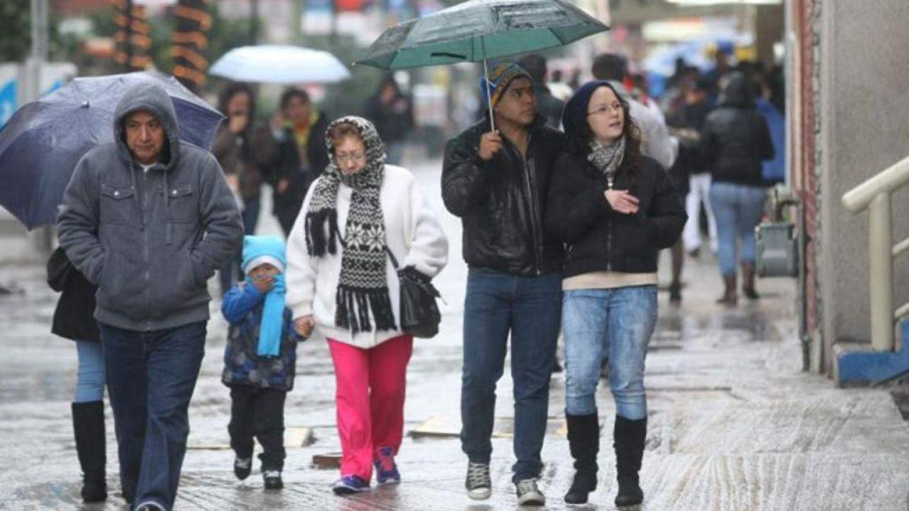 Imagen Principal de Nota: Lluvias y bajas temperaturas entre 3 a 6 grados se registrarán en gran parte de Honduras debido al ingreso del frente frío