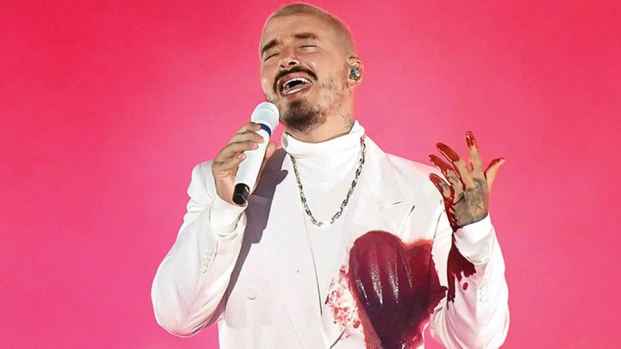 Imagen Principal de Nota: El regalo de Navidad que J Balvin pidió a sus seguidores y que los dejó preocupados