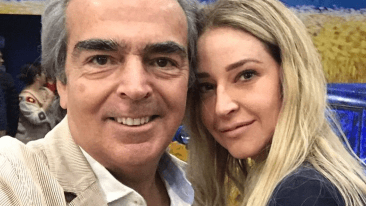 Imagen de Viudo de Edith González comparte románticas fotografías junto a su nueva novia