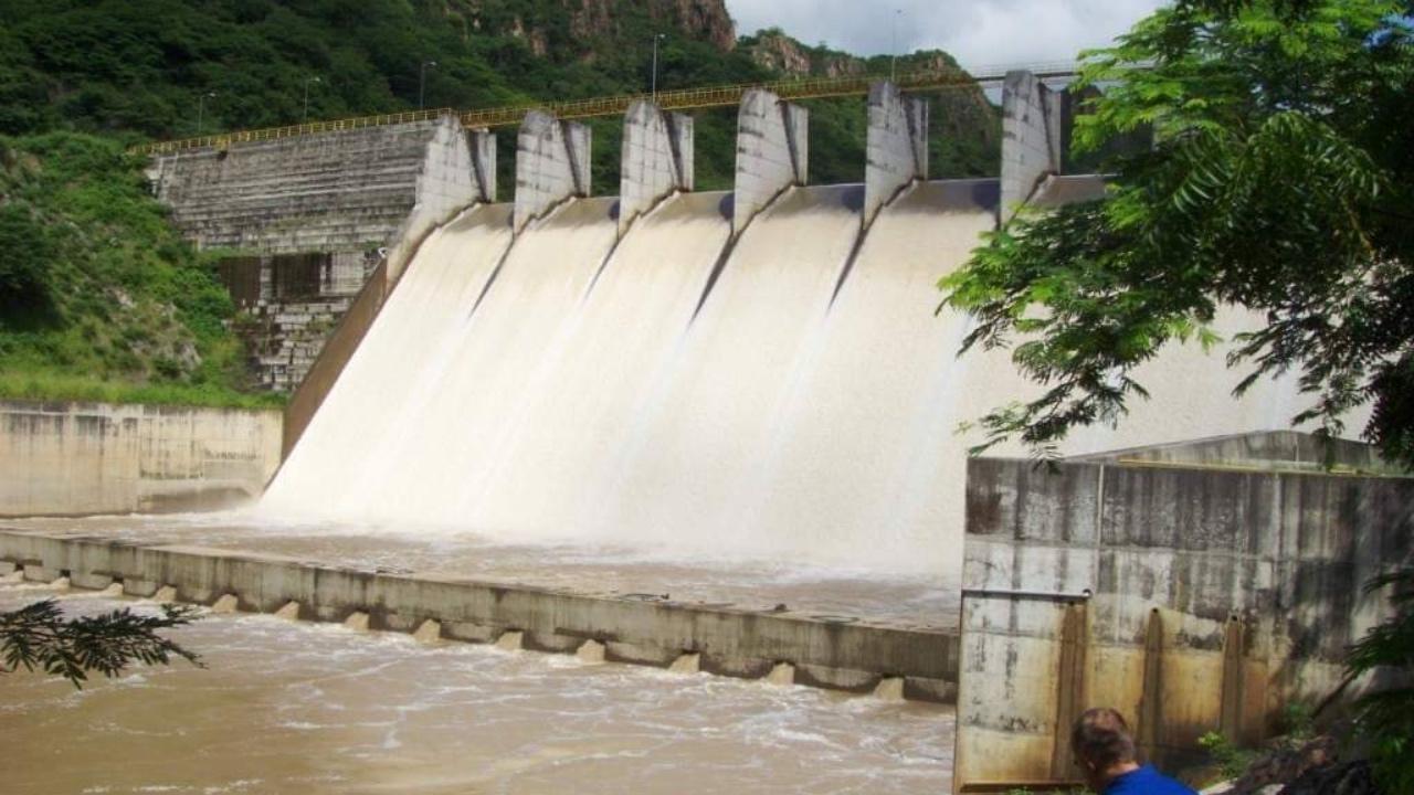 Imagen Principal de Nota: Frente a Frente: Honduras y su economía necesitan la construcción de las represas, según expertos