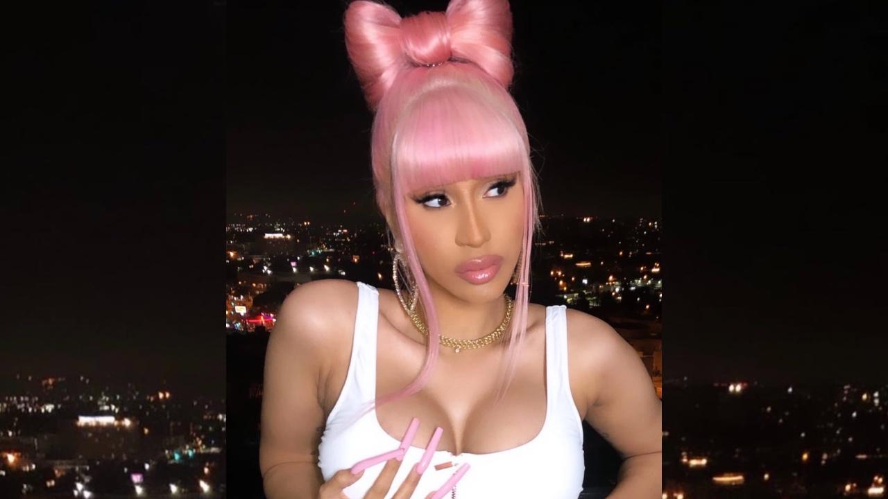 Imagen Principal de Nota: Cardi B sorprende mostrándose sin una gota de maquillaje