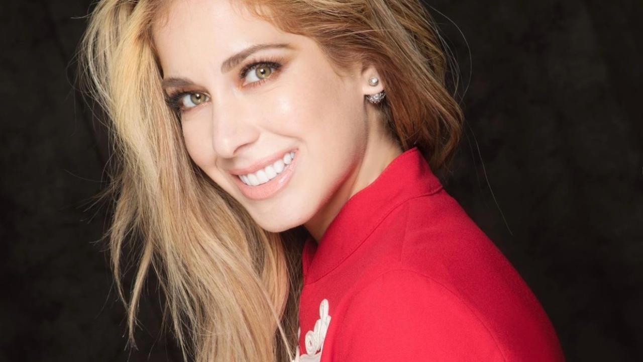 Imagen de Carmen Aub mostró las cicatrices que le quedaron tras quitarse los implantes de seno