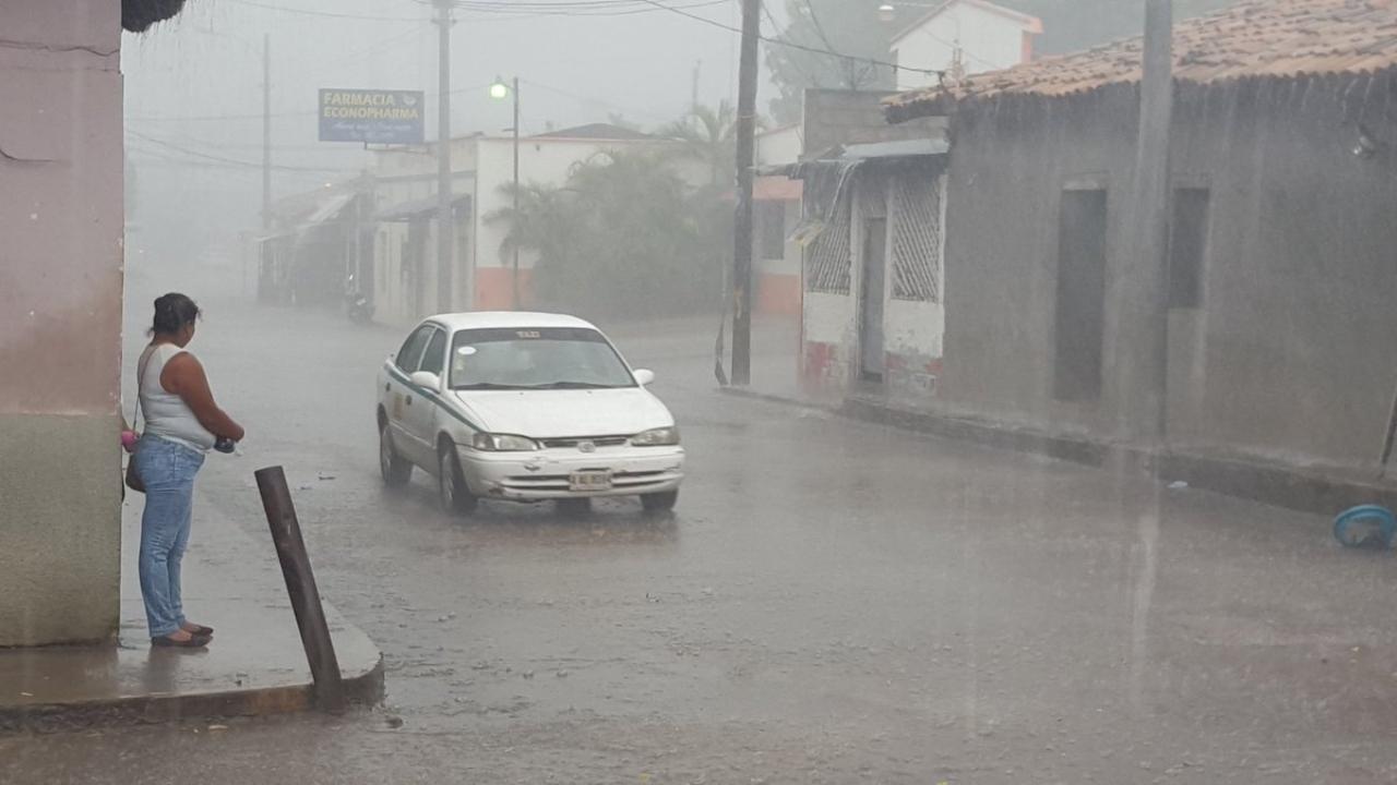 Imagen de Lluvias y chubascos se registrarán en estas regiones de Honduras