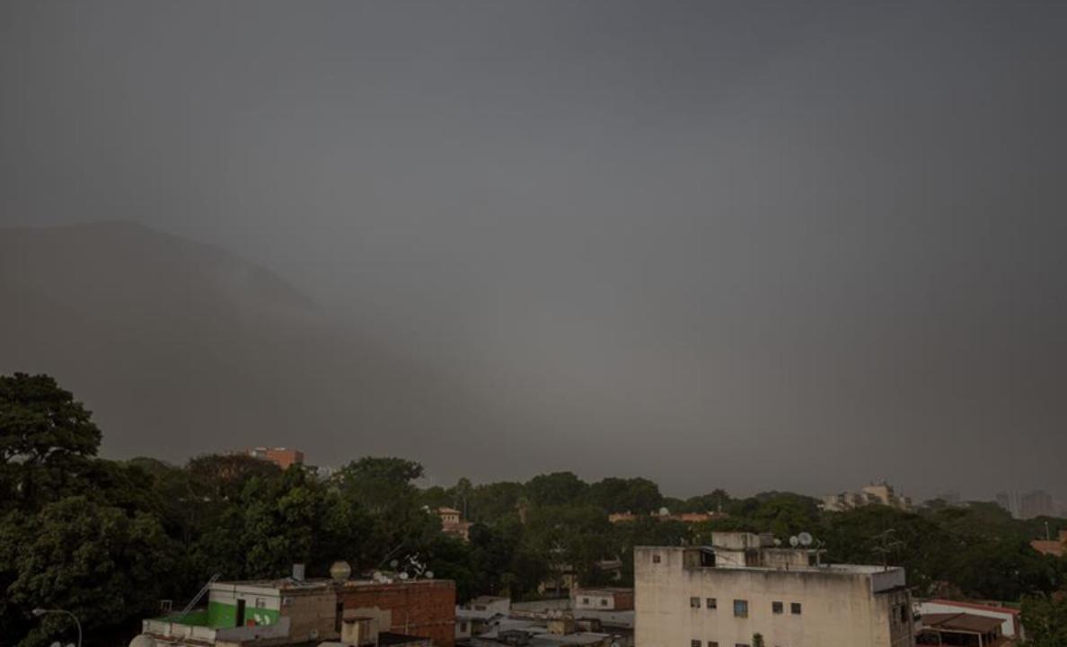 Imagen Principal de Nota: Lluvias con actividad eléctrica junto a polvo del Sahara afectarán a los hondureños en las próximas horas