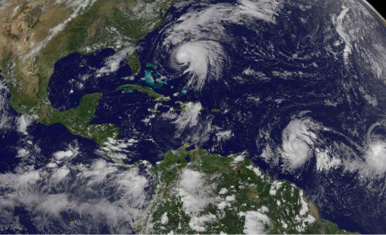 Imagen Principal de Nota: Danny y Enrique, las dos tormentas que dejarán 24 horas de lluvias en Honduras