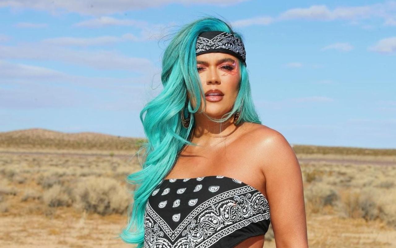 Imagen Principal de Nota: ¡Bichota 2021! Desde la tina y cubierta de espuma, Karol G anuncia su nueva gira