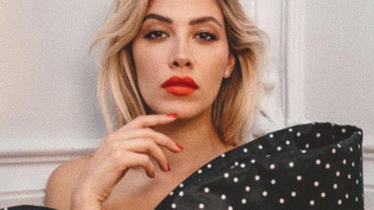 Imagen Principal de Nota: Michelle Salas tildó de 'irrespetuosa e innecesaria' la forma en la que violentaron su intimidad en serie de televisión