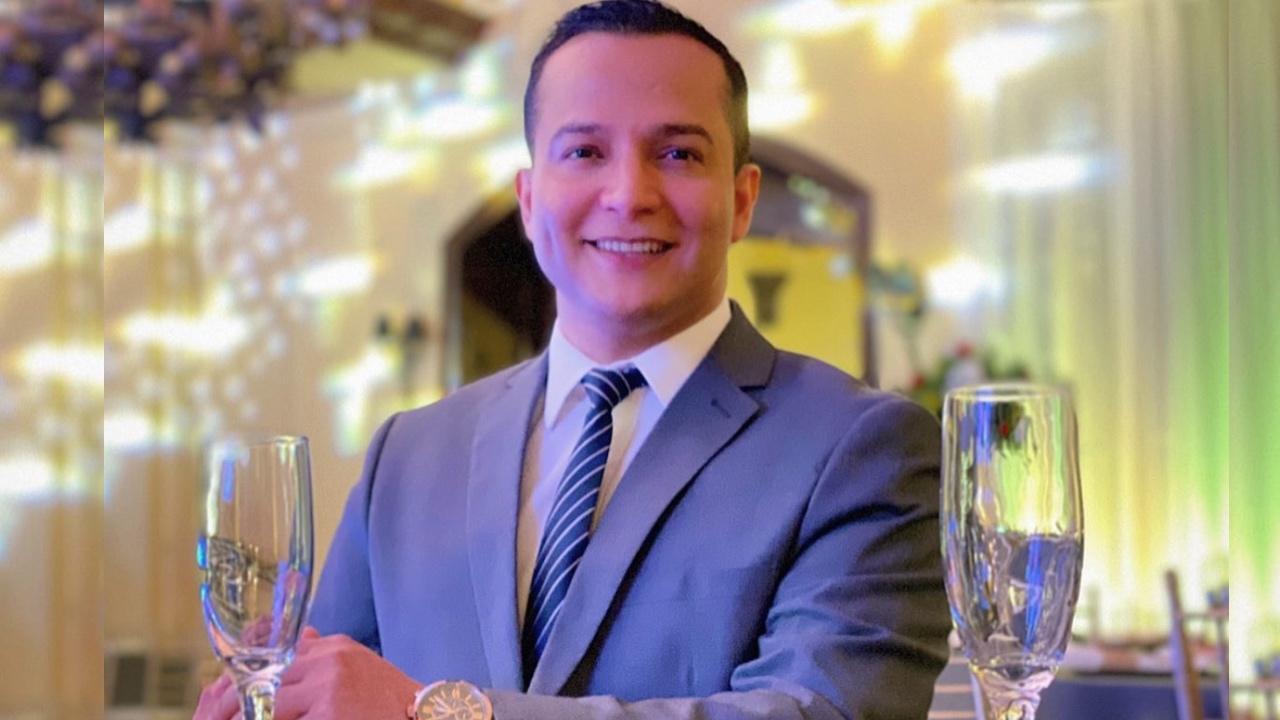 Imagen Principal de Nota: Curiosos datos que quizá no sabías de Erik Chavarría, presentador del nuevo programa 'Con Todo'