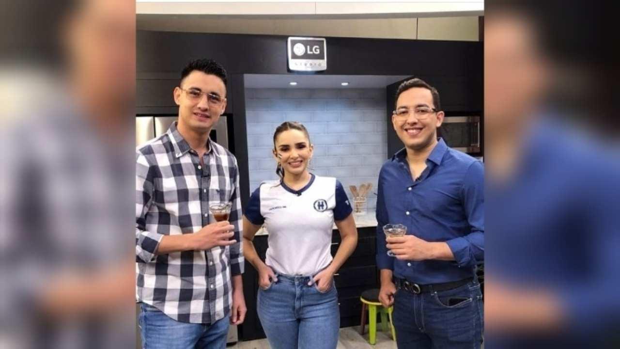 Imagen Principal de Nota: ¡Video! Allan Fajardo y Ángel Hernández dejaron los deportes para debutar como chefs en La Cocina del Cinco