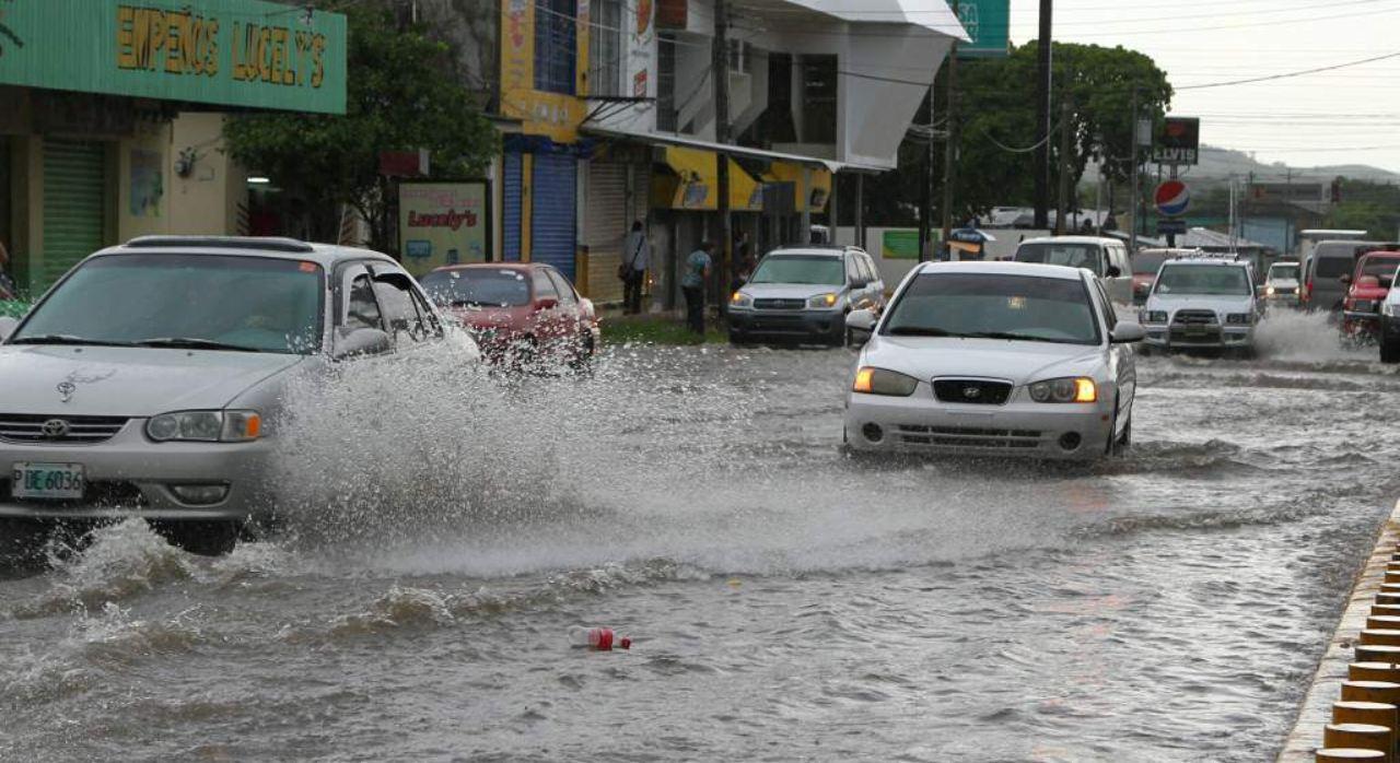 Imagen de Ingreso de segunda onda tropical dejará  lluvias en gran parte de Honduras durante 48 horas más