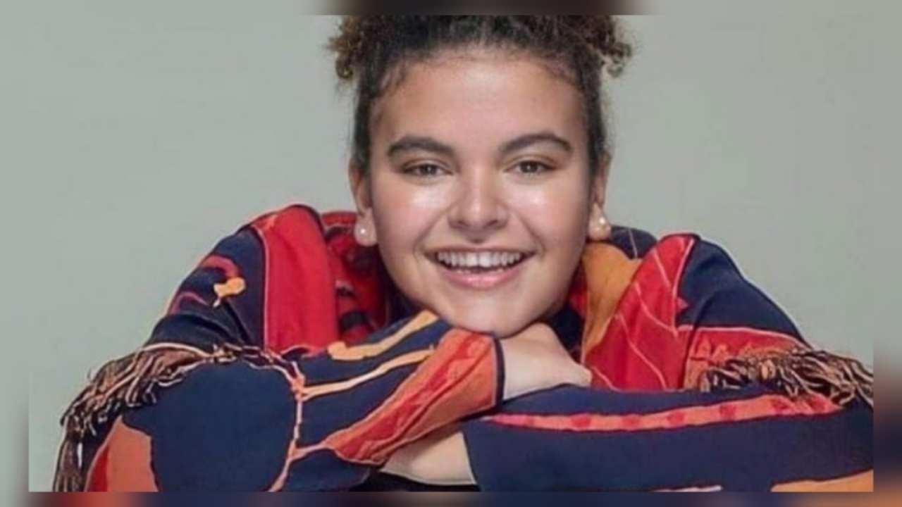 Imagen Principal de Nota: Hija de Lucero y Mijares enciende las redes en traje de baño y realizando atrevida acrobacia
