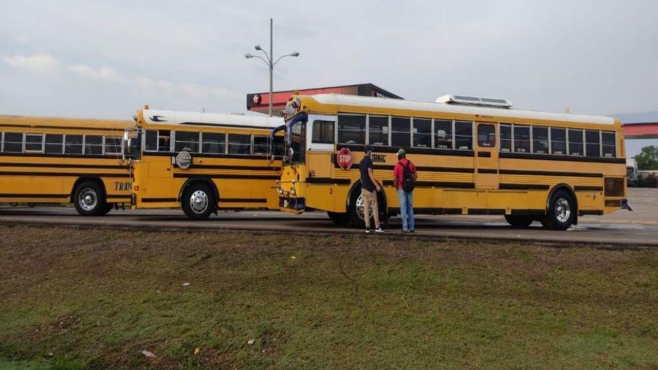 Imagen Principal de Nota: Transportistas hondureños anuncian paro de labores para el jueves 22 de julio