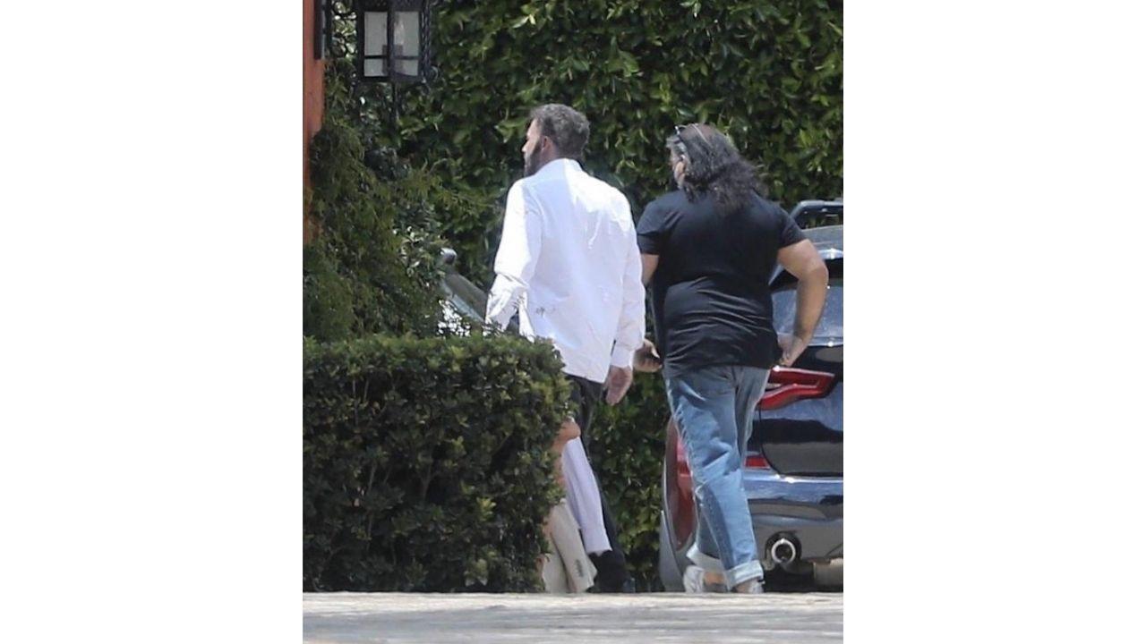 Imagen Principal de Nota: ¿Recaída? Ben Affleck es visto llegando a una clínica de rehabilitación