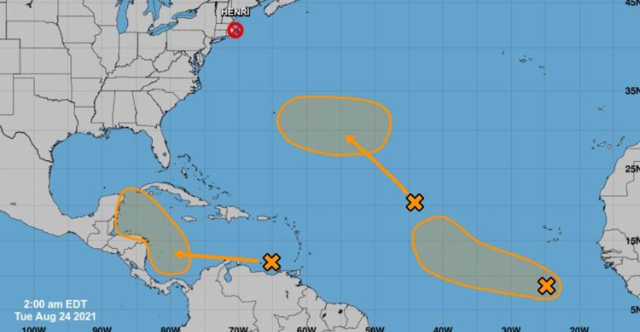 Imagen Principal de Nota: Descartan ingreso de huracán a Honduras, pero alertan sobre fuertes lluvias por paso de una depresión tropical