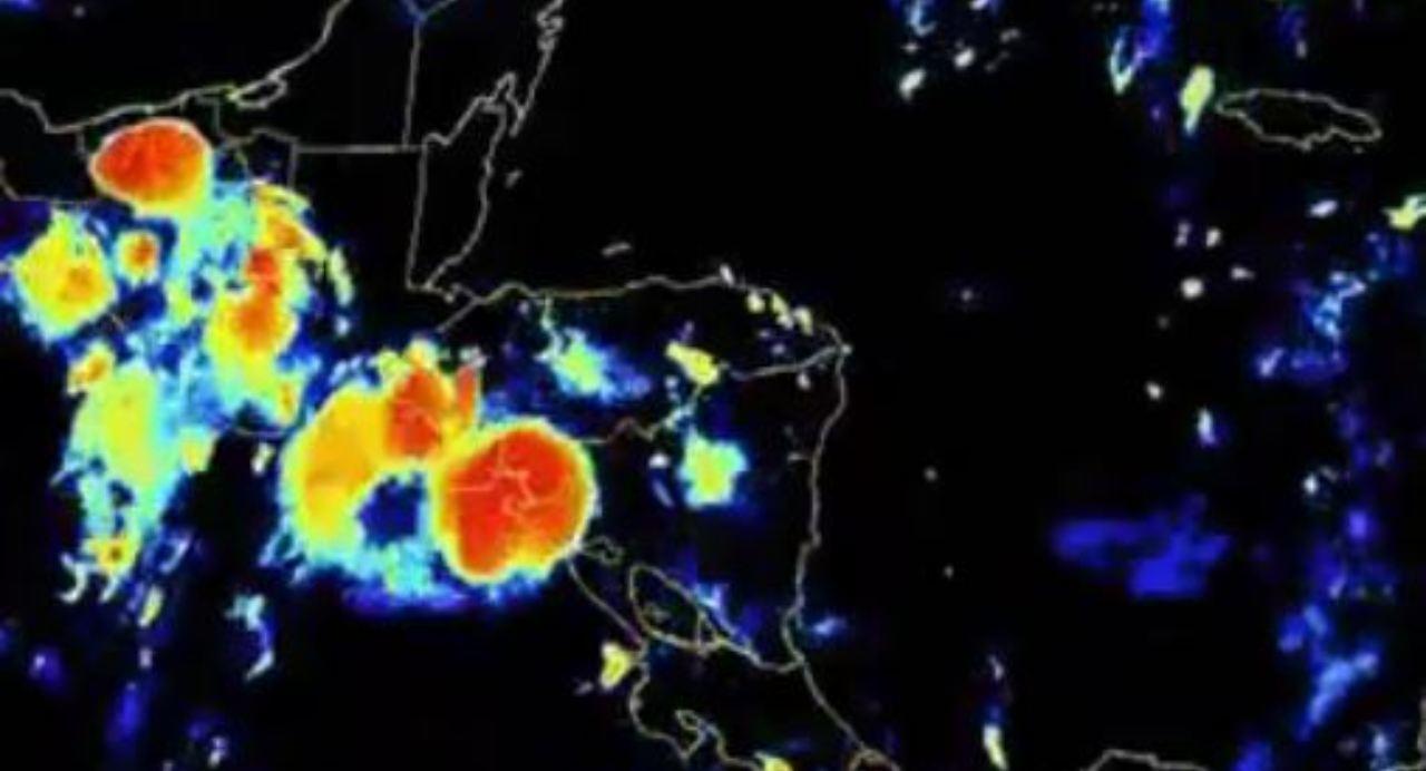 Imagen Principal de Nota: Nueva onda tropical ingresará a Honduras este jueves 12 de agosto