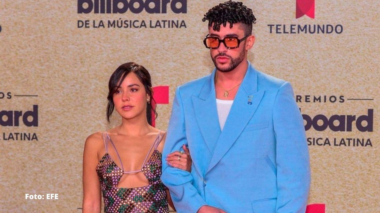 Imagen de ¡Mira cómo lucieron! Bad Bunny y su novia Gabriela Berlingeri causaron furor a su llegada a los Premios  Billboard 2021