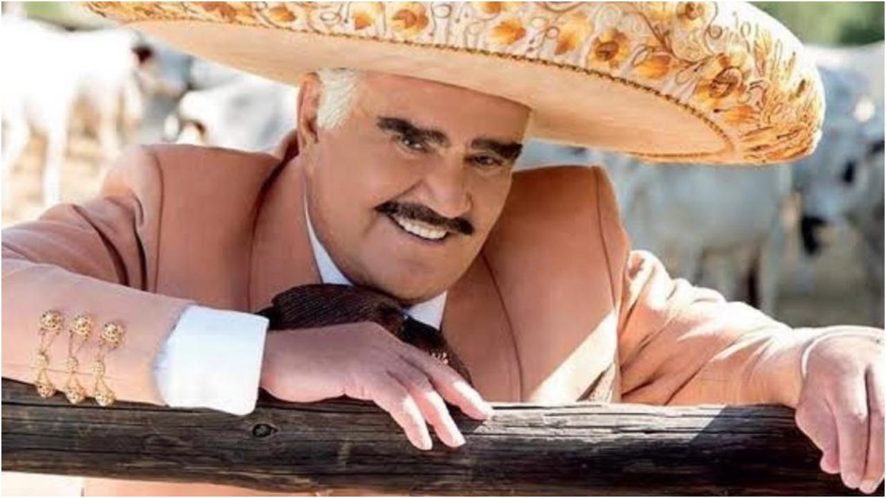 Imagen Principal de Nota: Telecadena te trae el especial: Vicente Fernandez, un azteca para el mundo