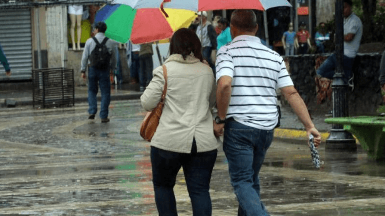 Imagen Principal de Nota: Nuevo frente frío dejará lluvias en Honduras en las próximas horas; estas serán las zonas afectadas