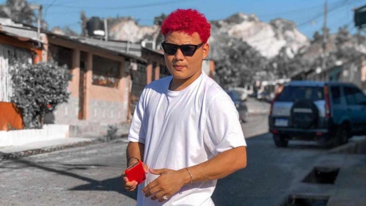 Imagen Principal de Nota: Extorsionan a tiktoker hondureño con 12 mil lempiras para no filtrarle fotos íntimas