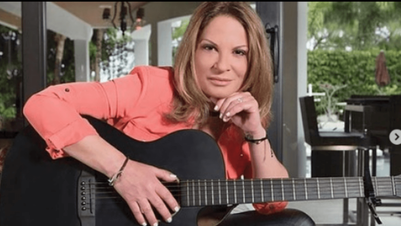 Imagen Principal de Nota: Como toda una celebridad, así celebró la doctora Ana María Polo sus 63 años