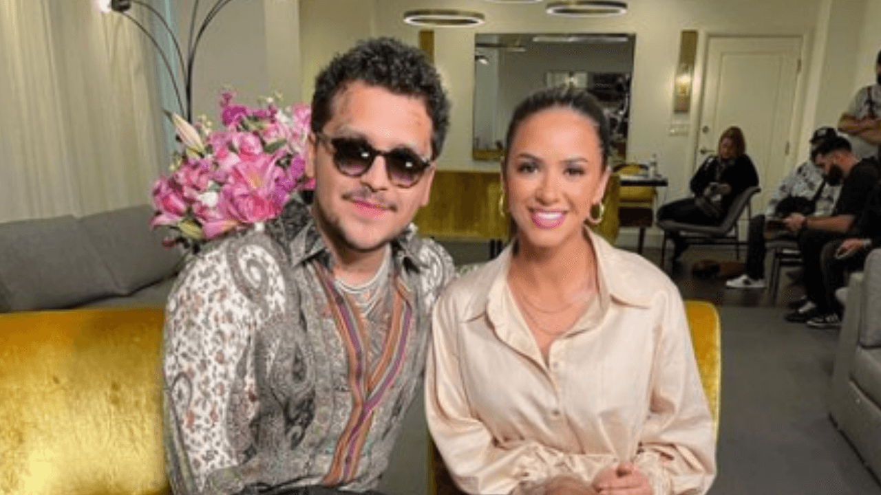 Imagen Principal de Nota: Christian Nodal se confiesa con la periodista hondureña, Ana Jurka