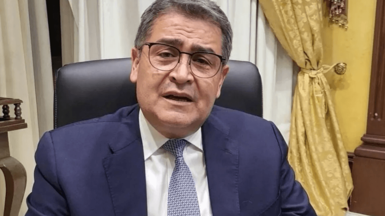 Imagen Principal de Nota: De ser hallado culpable: ¿JOH se podría salvar de una cadena perpetua en EE. UU.?