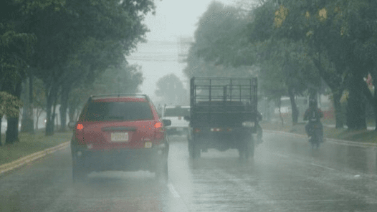 Imagen Principal de Nota: Lluvias continuarán este lunes en estas cuatro regiones de Honduras