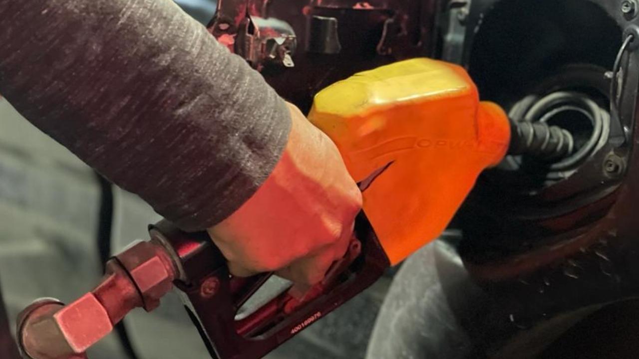 Imagen de Otro duro aumento registrarán precios de las gasolinas a partir del lunes 6 de junio