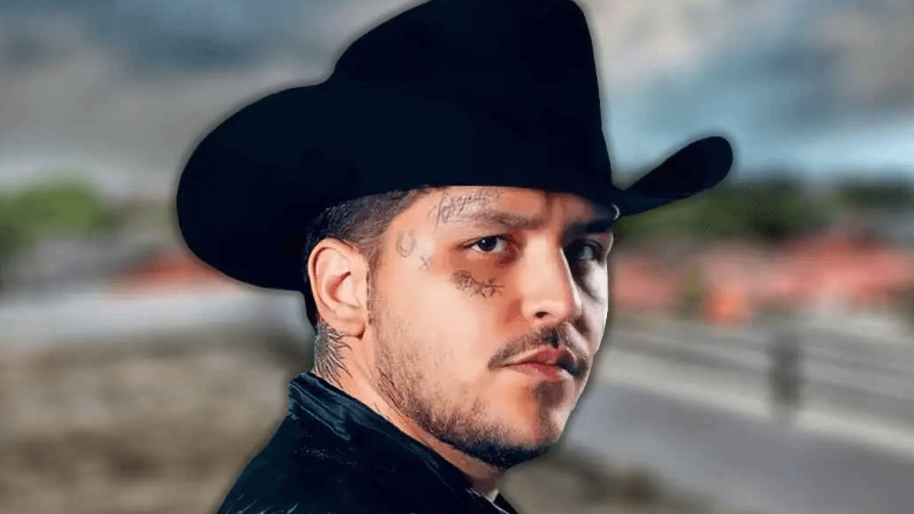 Imagen Principal de Nota: Christian Nodal confiesa que intentó quitarse la vida y revela quién lo salvó