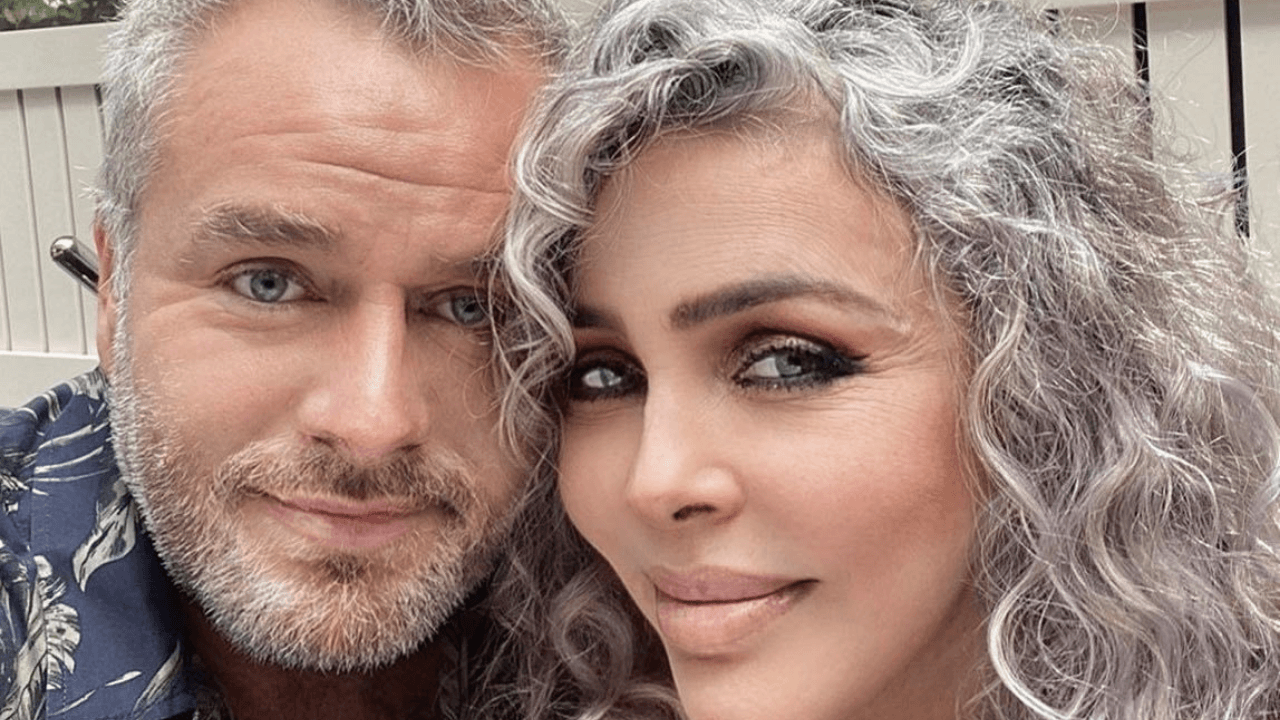 Imagen Principal de Nota: Verónica Castro comparte foto junto a su hermano con filtros pero él la delata y sube la original