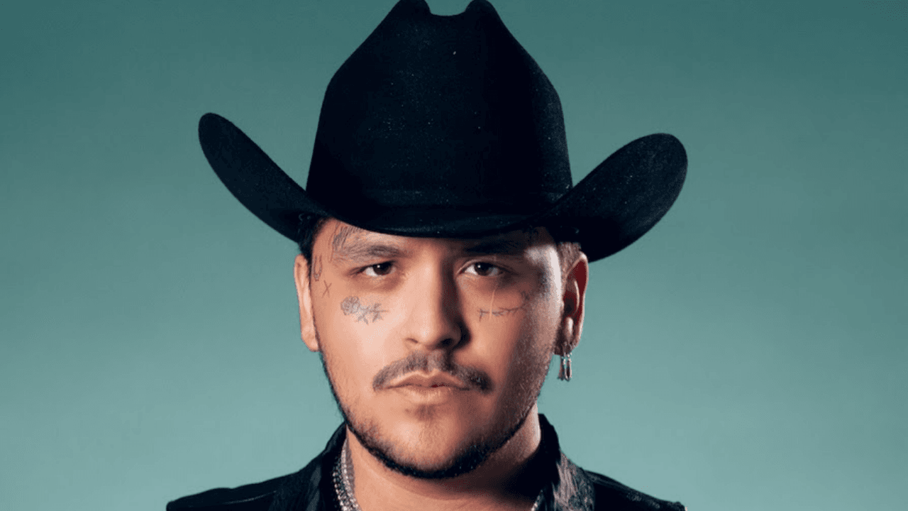 Imagen Principal de Nota: Christian Nodal  confesó que está yendo a terapia