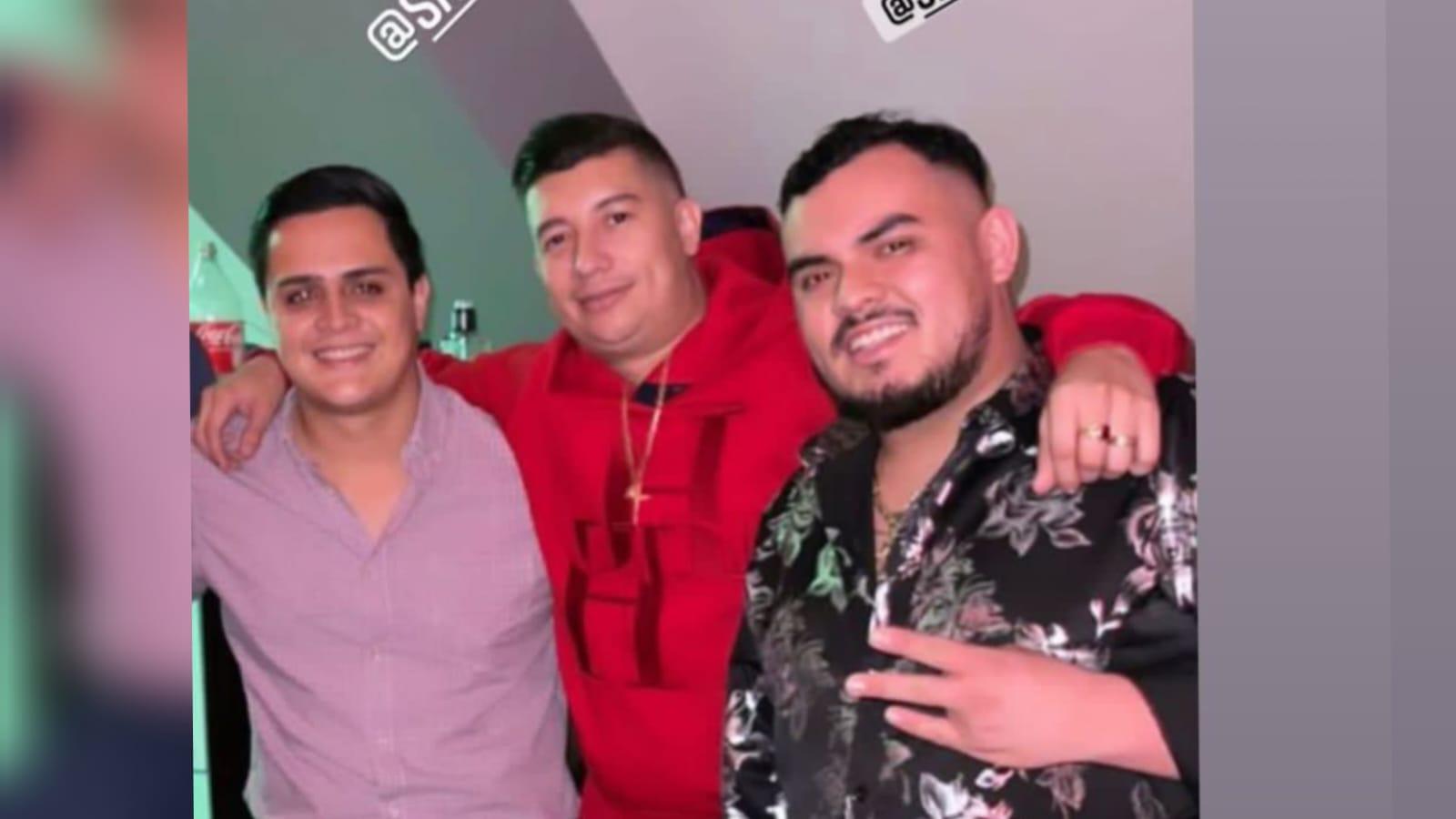 Imagen Principal de Nota: 'Me dejas ese vacío mi querido hijo': El sentido mensaje de reconocido tatuador tras la muerte de Said Lobo