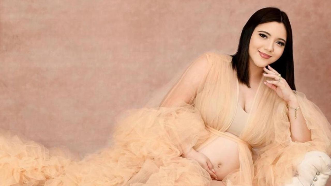 Imagen Principal de Nota: Carla Cubas comparte tierna sesión de fotos de su embarazo