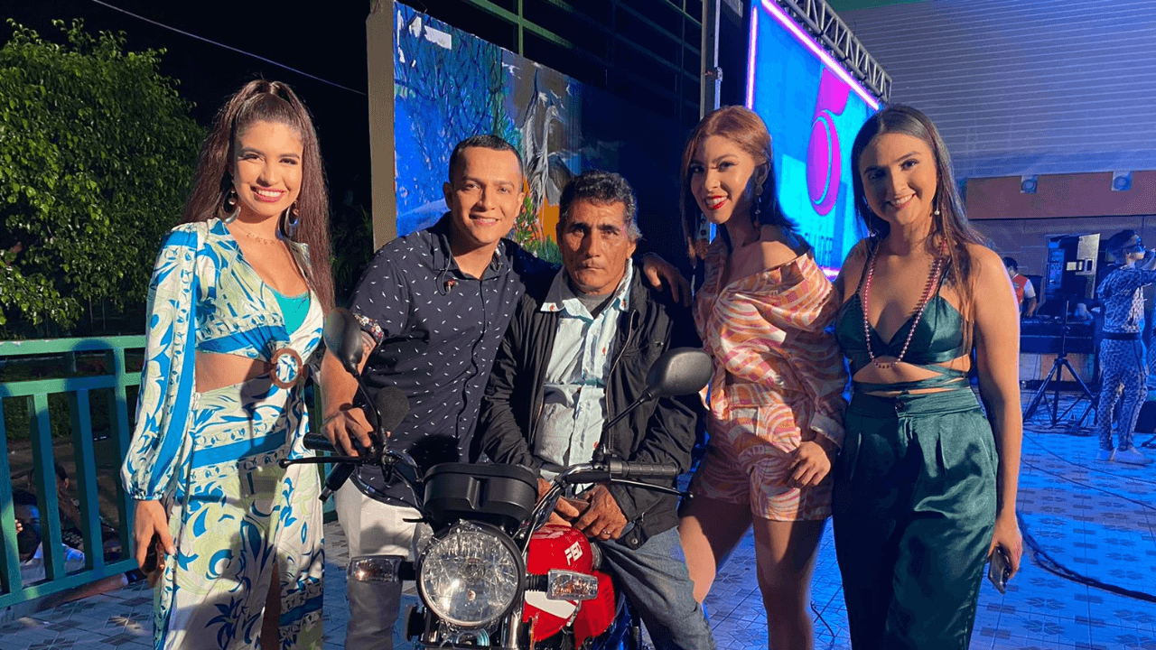 Imagen Principal de Nota: Con alegría, premios y diversión: Así cerró El Gran Chonguengue de Televicentro en San Lorenzo, Valle