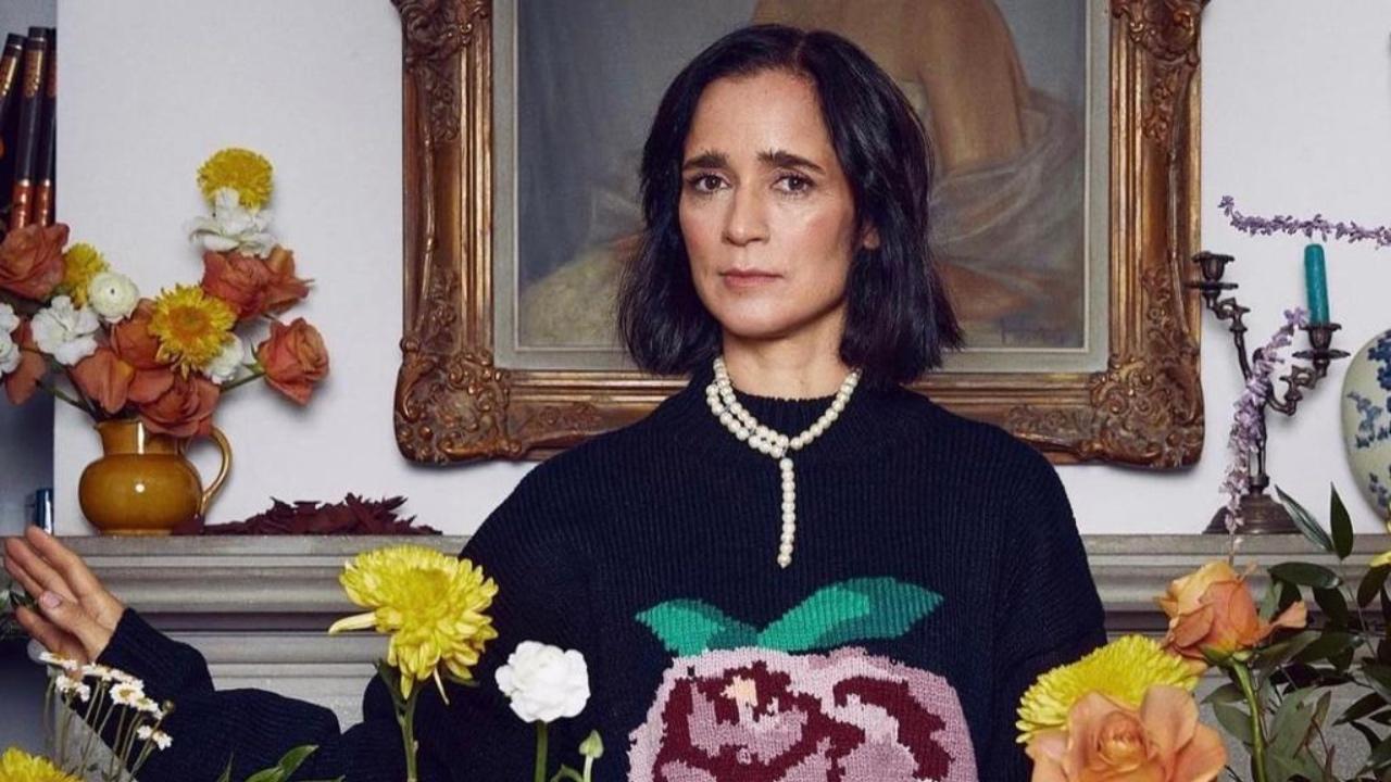 Imagen Principal de Nota: Julieta Venegas revela que su ex la dejó por la modelo del vídeo que él le dedicó