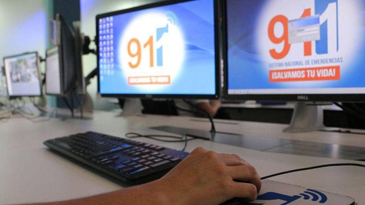 Imagen Principal de Nota: Reactivan línea telefónica del sistema 911 tras dos días sin funcionar