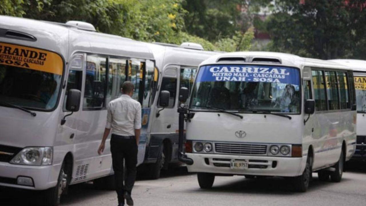 Imagen Principal de Nota: A paro cuatro rutas de transporte urbano en Tegucigalpa: no soportan la extorsión
