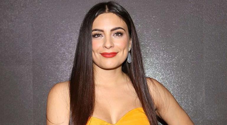 Imagen de ‘Antes era moda’: Ana Brenda se removió sus implantes de mama